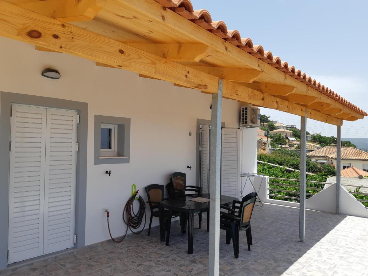 Α Peaceful Nest Apartment Volímai Екстериор снимка