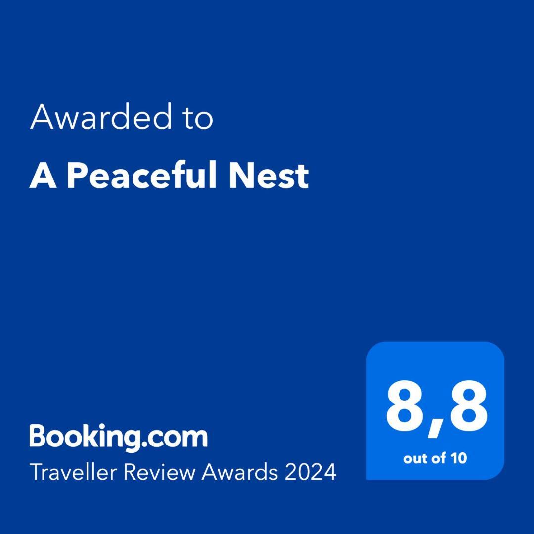 Α Peaceful Nest Apartment Volímai Екстериор снимка